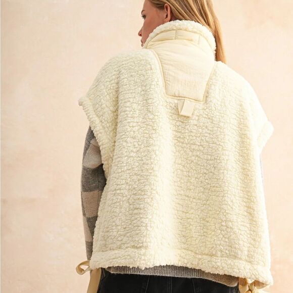 NWT Aaron & Amber Oversized Sherpa cozy Vest Sz S - Picture 6 of 10